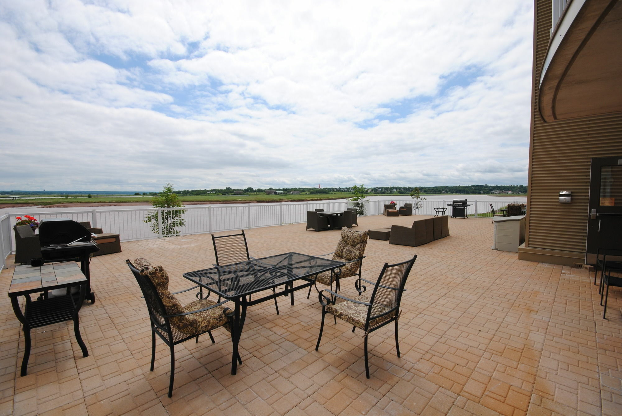Premiere Suites Moncton Kültér fotó